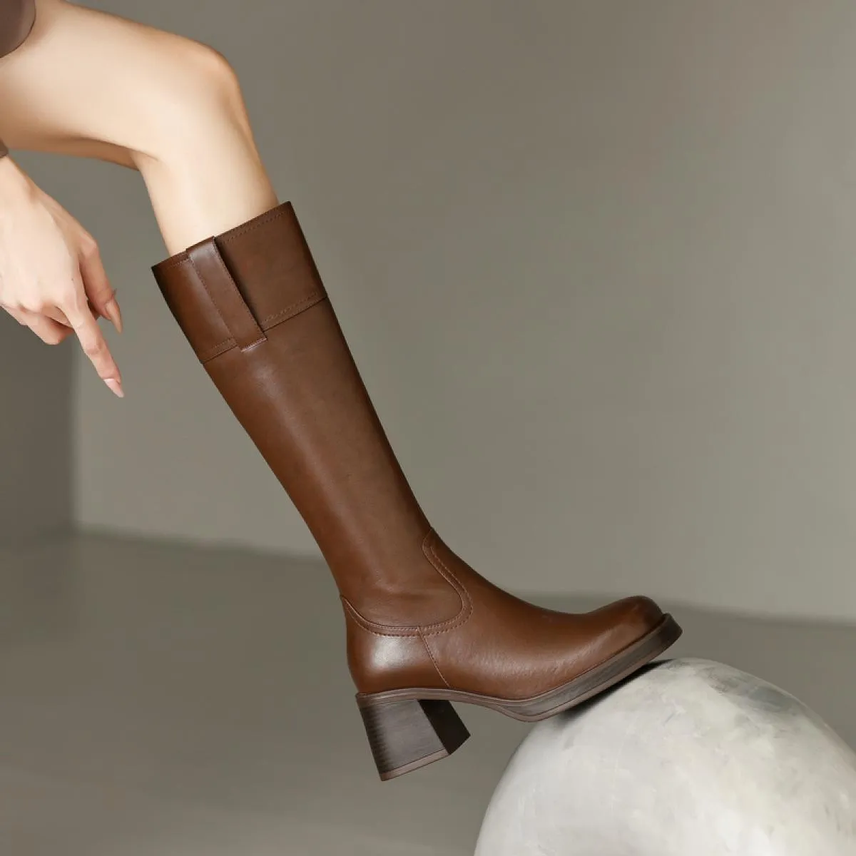 2024 stivali alti al ginocchio da donna nuovo arrivo autunno inverno tacchi alti spessi in vera pelle scarpe da sera da festa di
