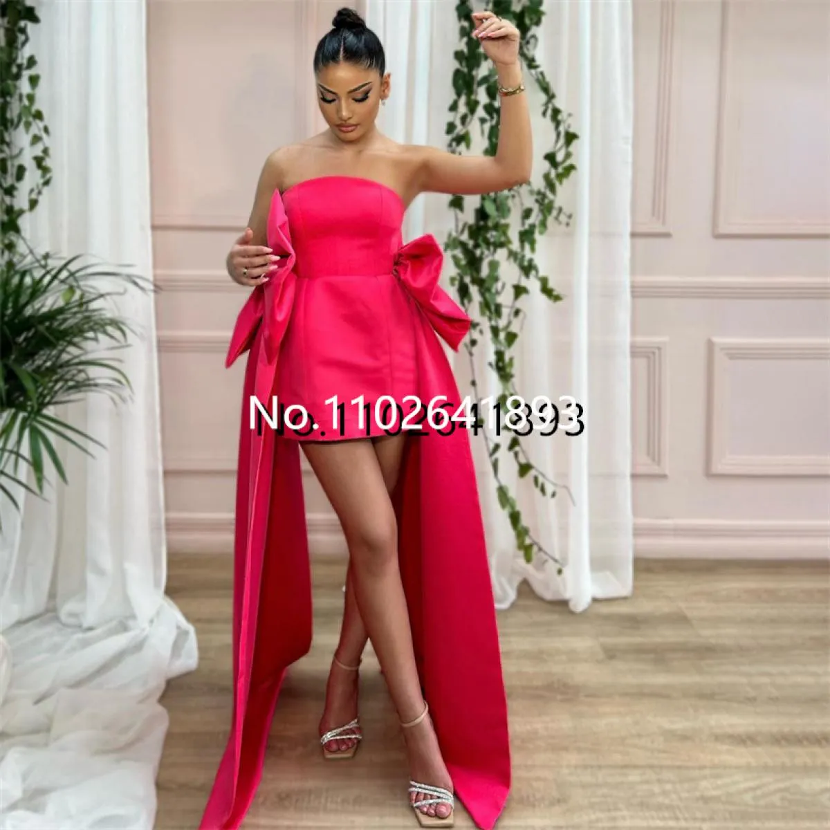 Abiti da sera formali con grande fiocco laterale con spalle scoperte Lunghezza al ginocchio Backless Occasionale Abito da ballo