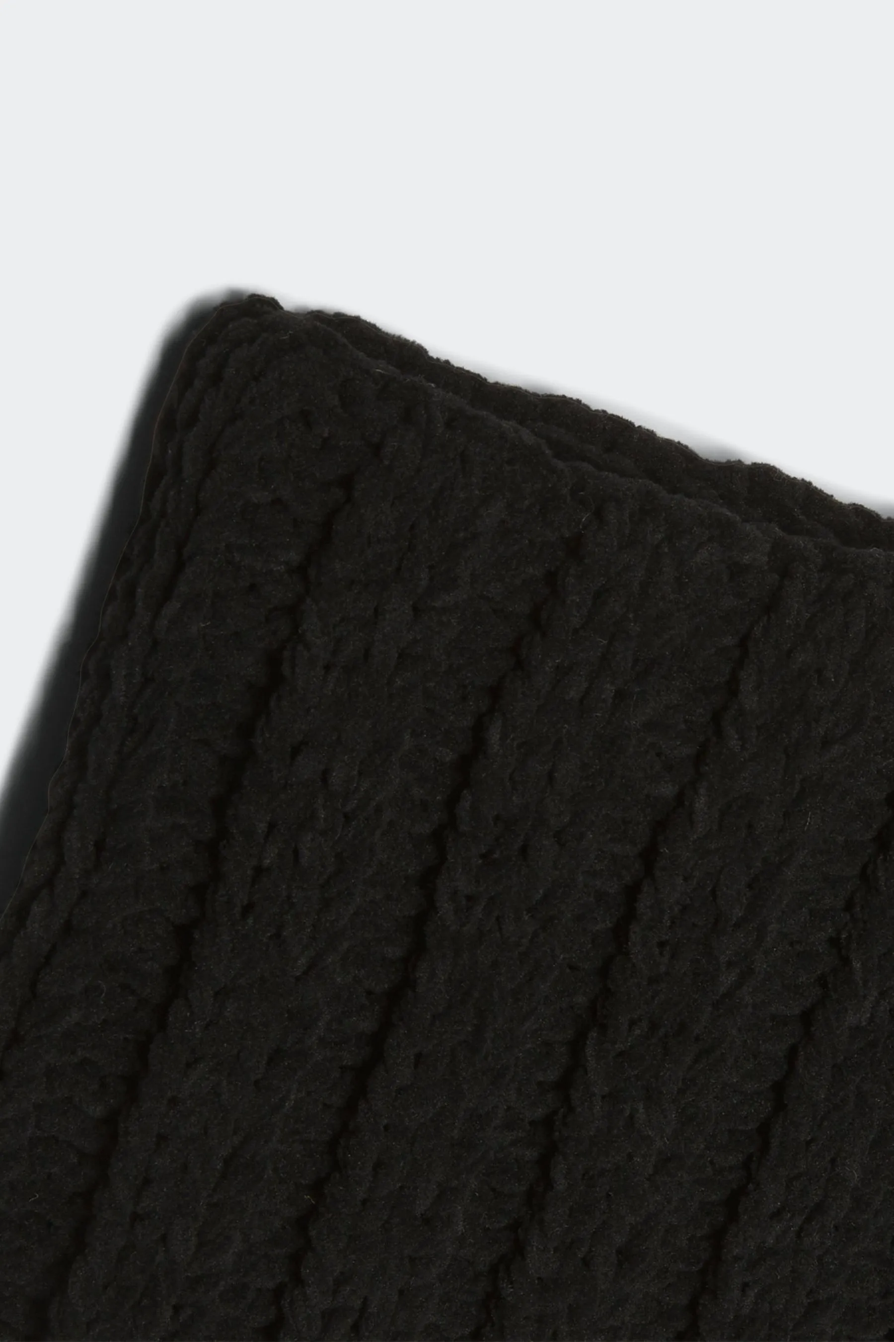 adidas Golf - Nero in ciniglia - Scollo a trecce