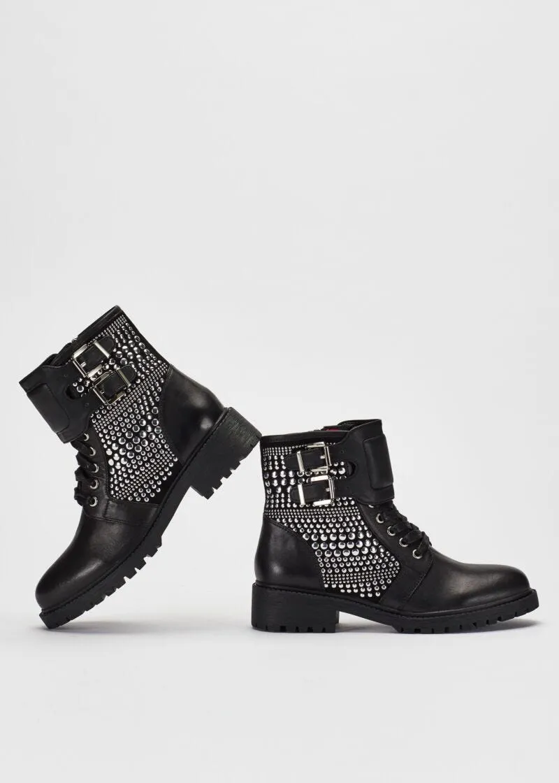 Anfibi in pelle