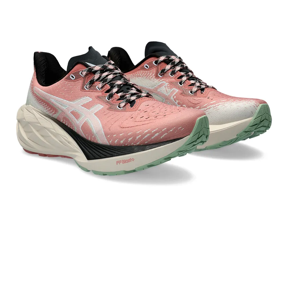 Asics Novablast 4 per donna Scarpe da Trail Running - SS24