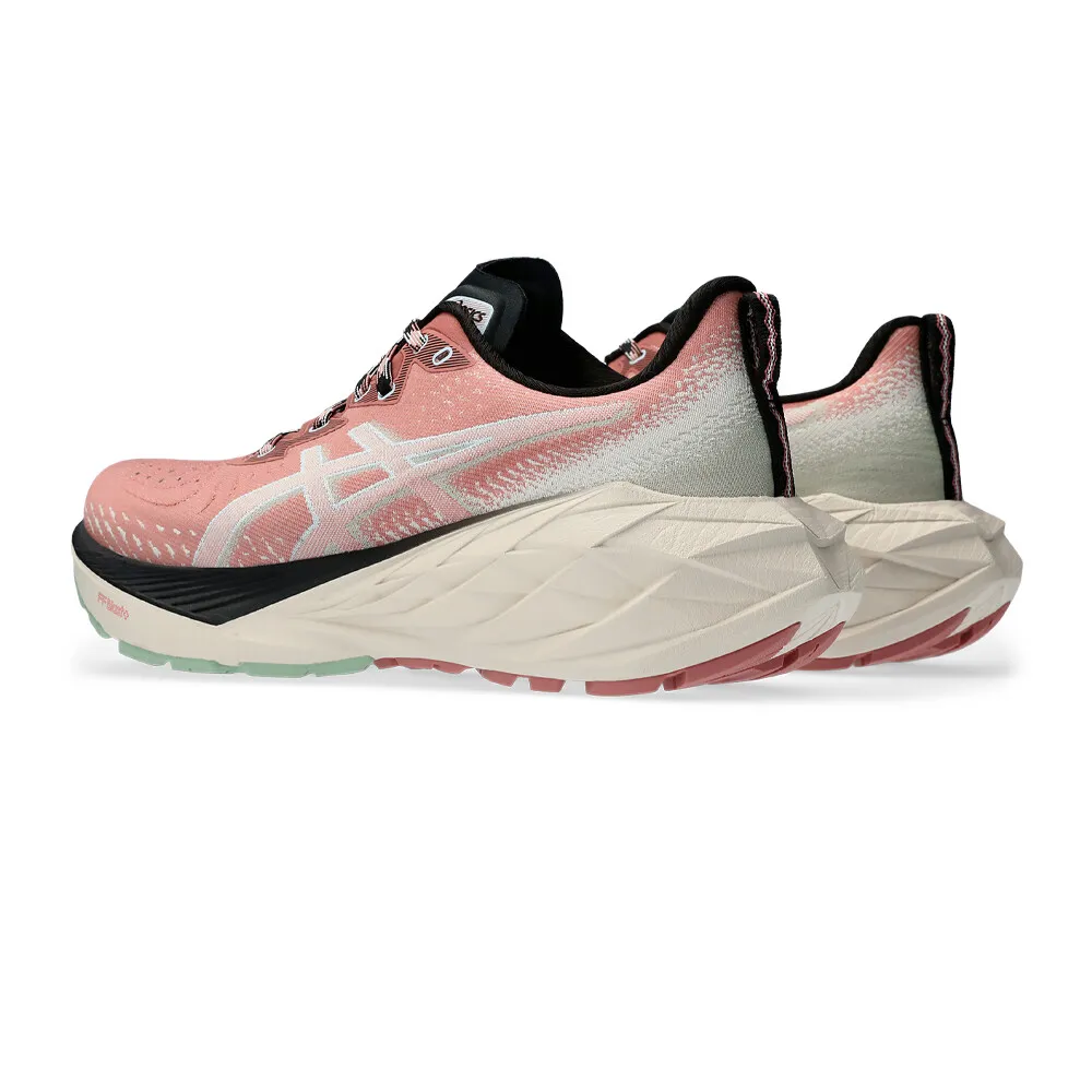 Asics Novablast 4 per donna Scarpe da Trail Running - SS24
