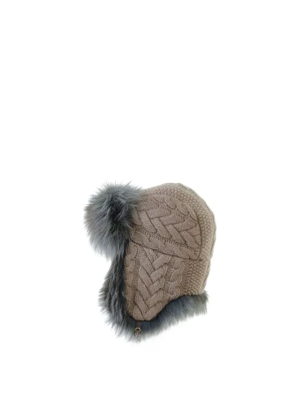 Aviator hat in pure cashmere with braids