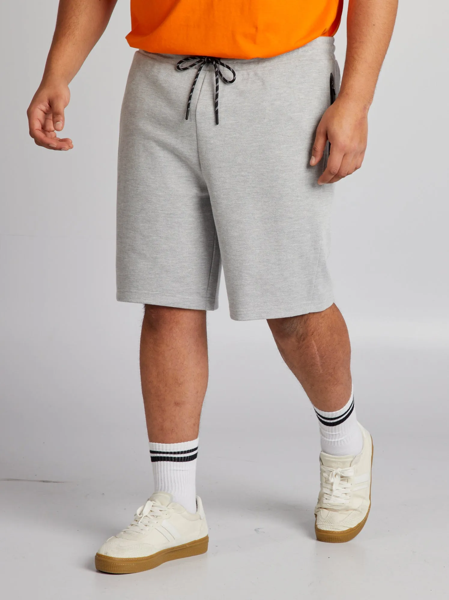 Bermuda stile joggers in piqué - GRIGIO