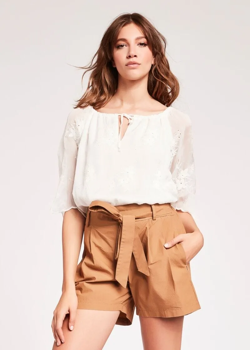 Blusa in seta con ricamo