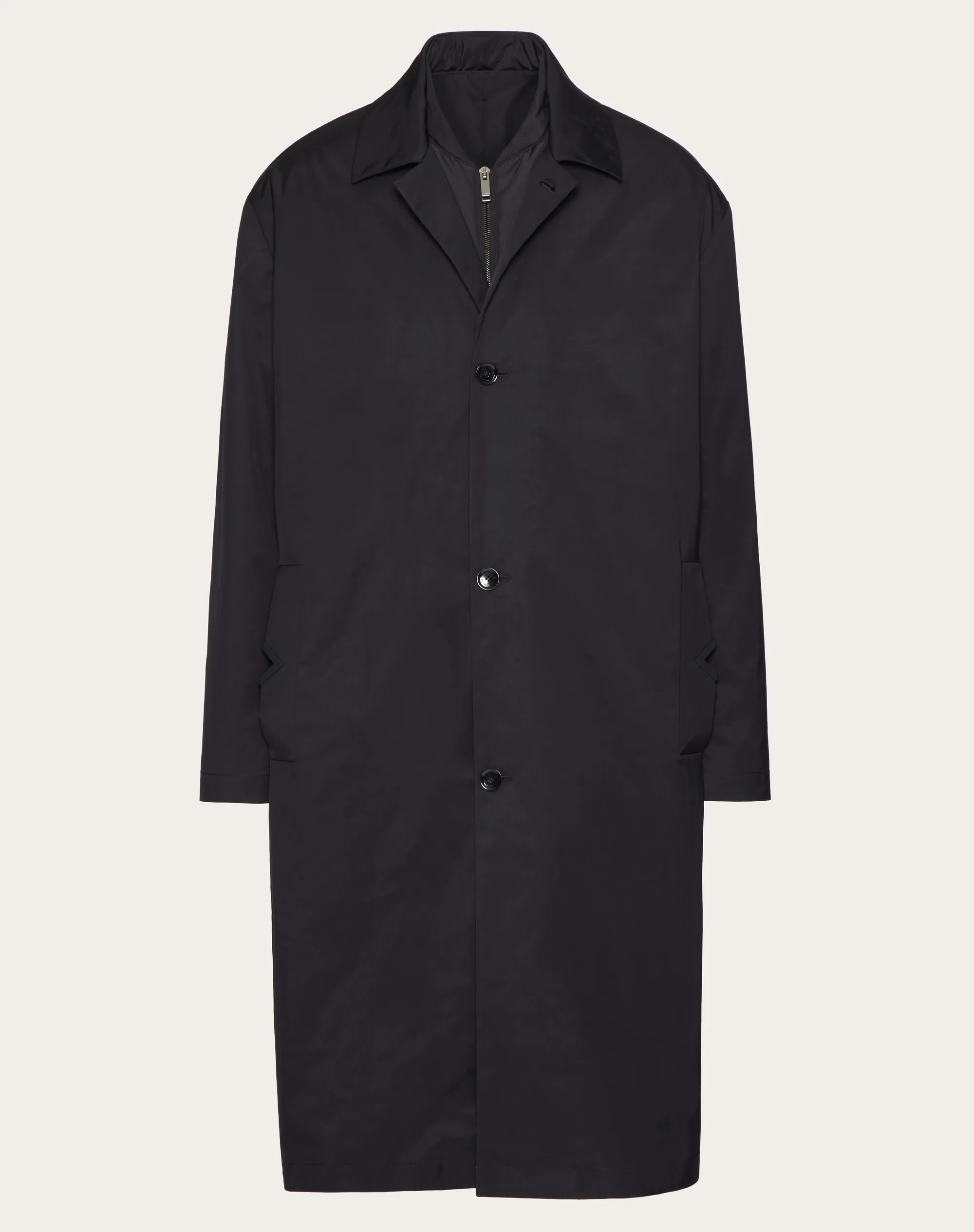 CAPPOTTO IN NYLON CON V DETAIL GOMMATE