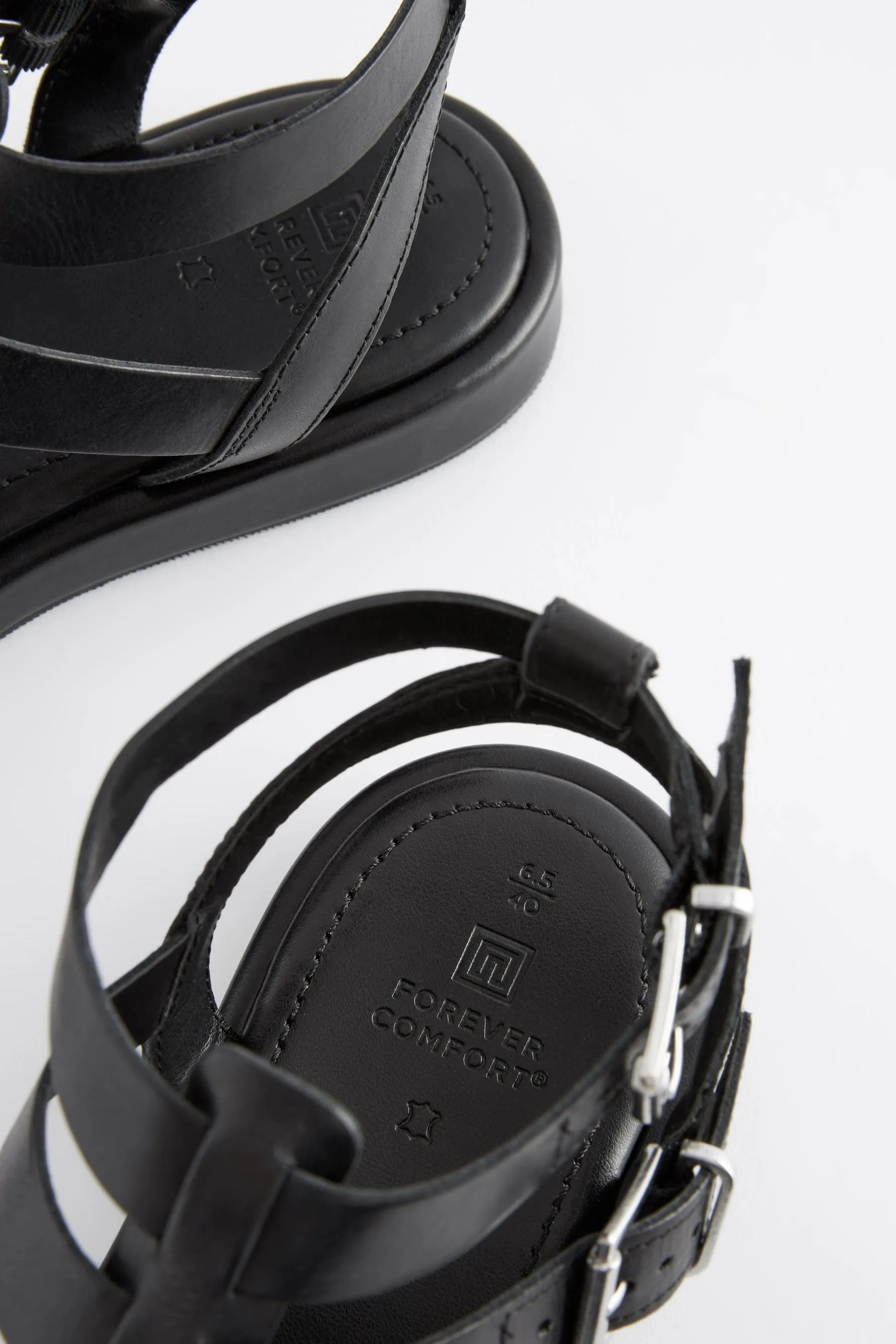 Forever Comfort® - Sandali stile gladiatore in pelle