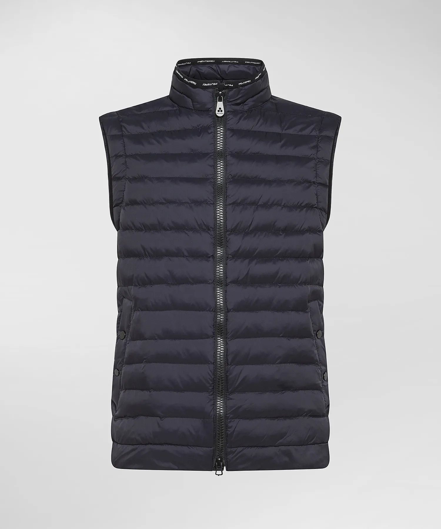 Gilet imbottito superleggero e semilucido