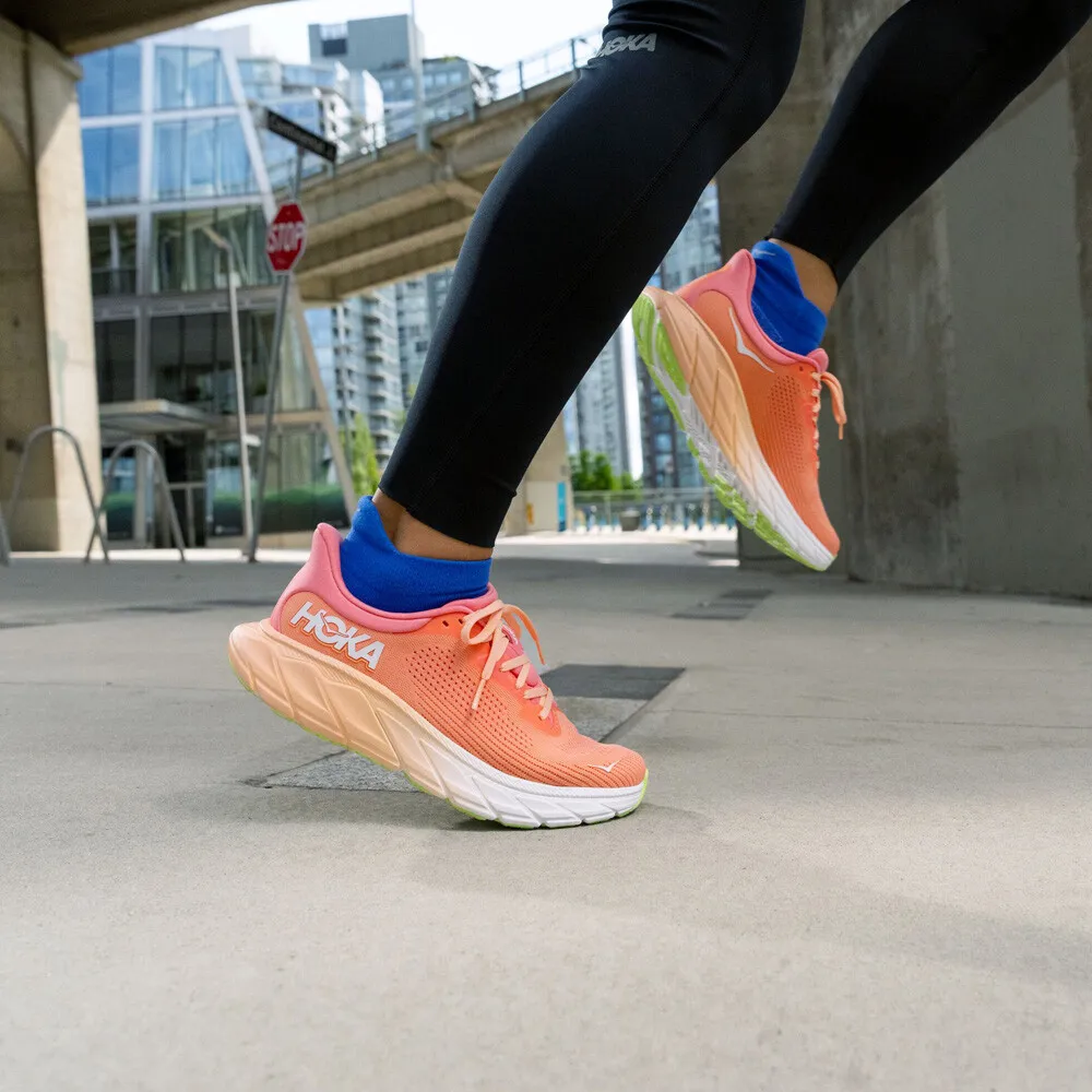 Hoka Arahi 7 per donna Scarpe da Running (D Width) - SS24