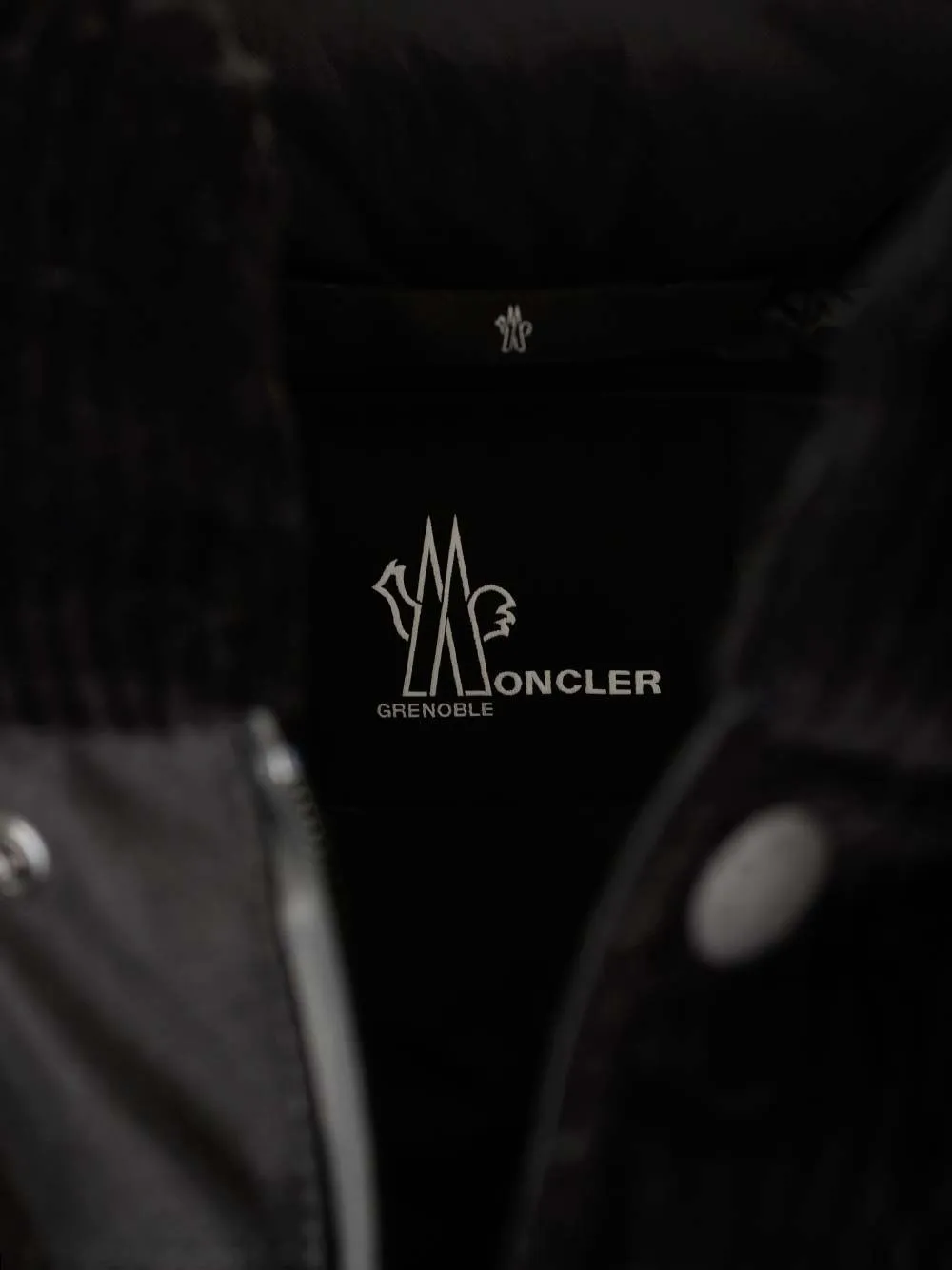   Moncler Grenoble  Piumino corto 