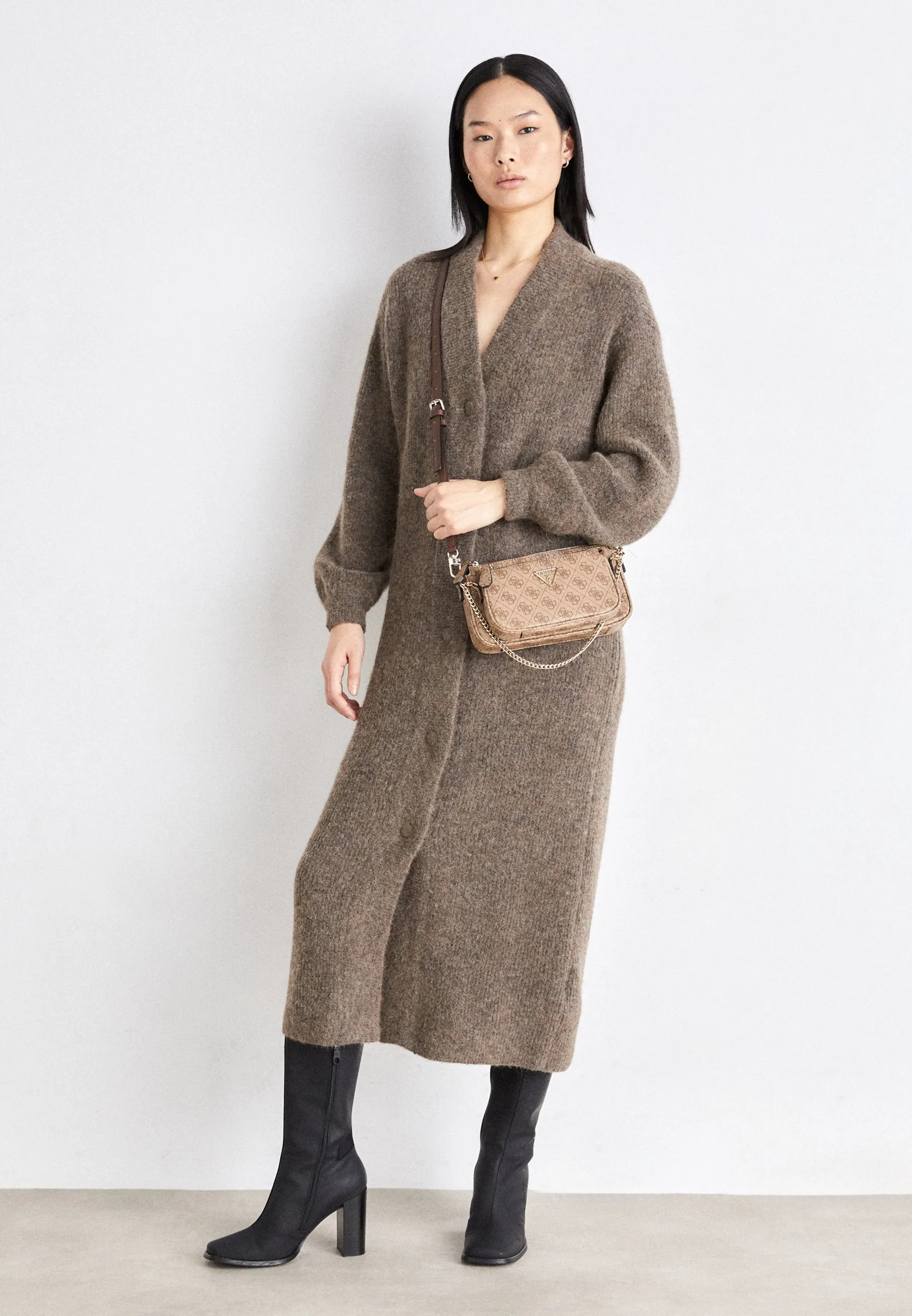 NOELLE POUCH CROSSBODY SET - Borsa a mano