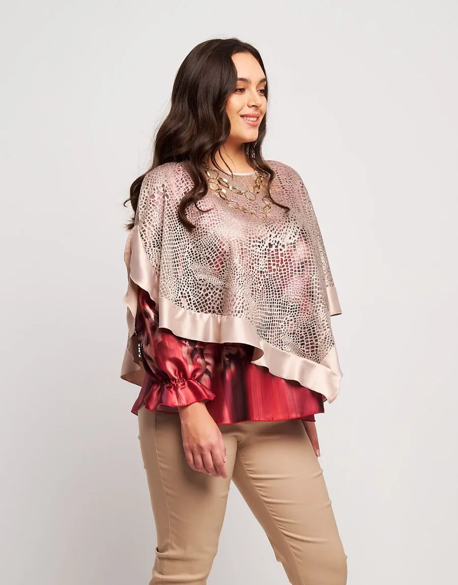 Poncho in pizzo con raso