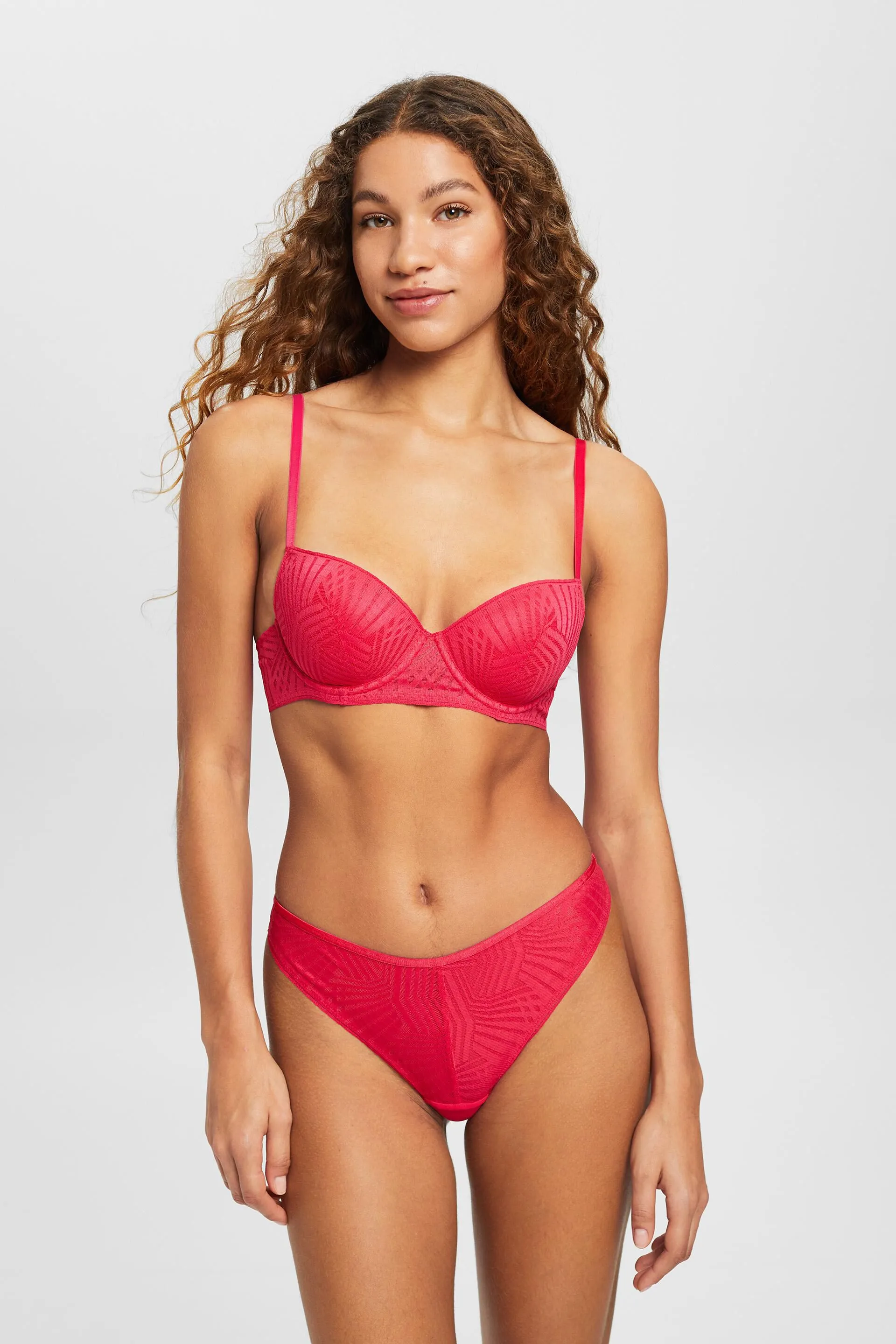 Reggiseno imbottito e con ferretto