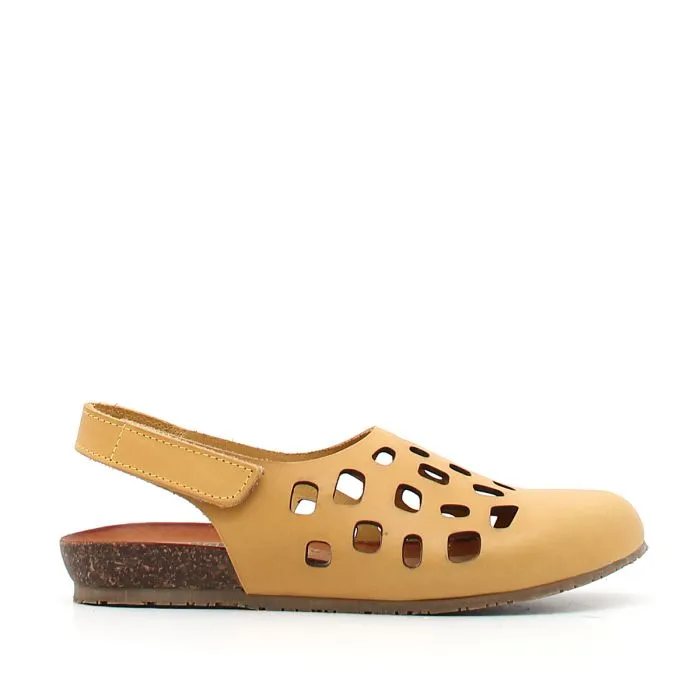 SANDALI IN PELLE