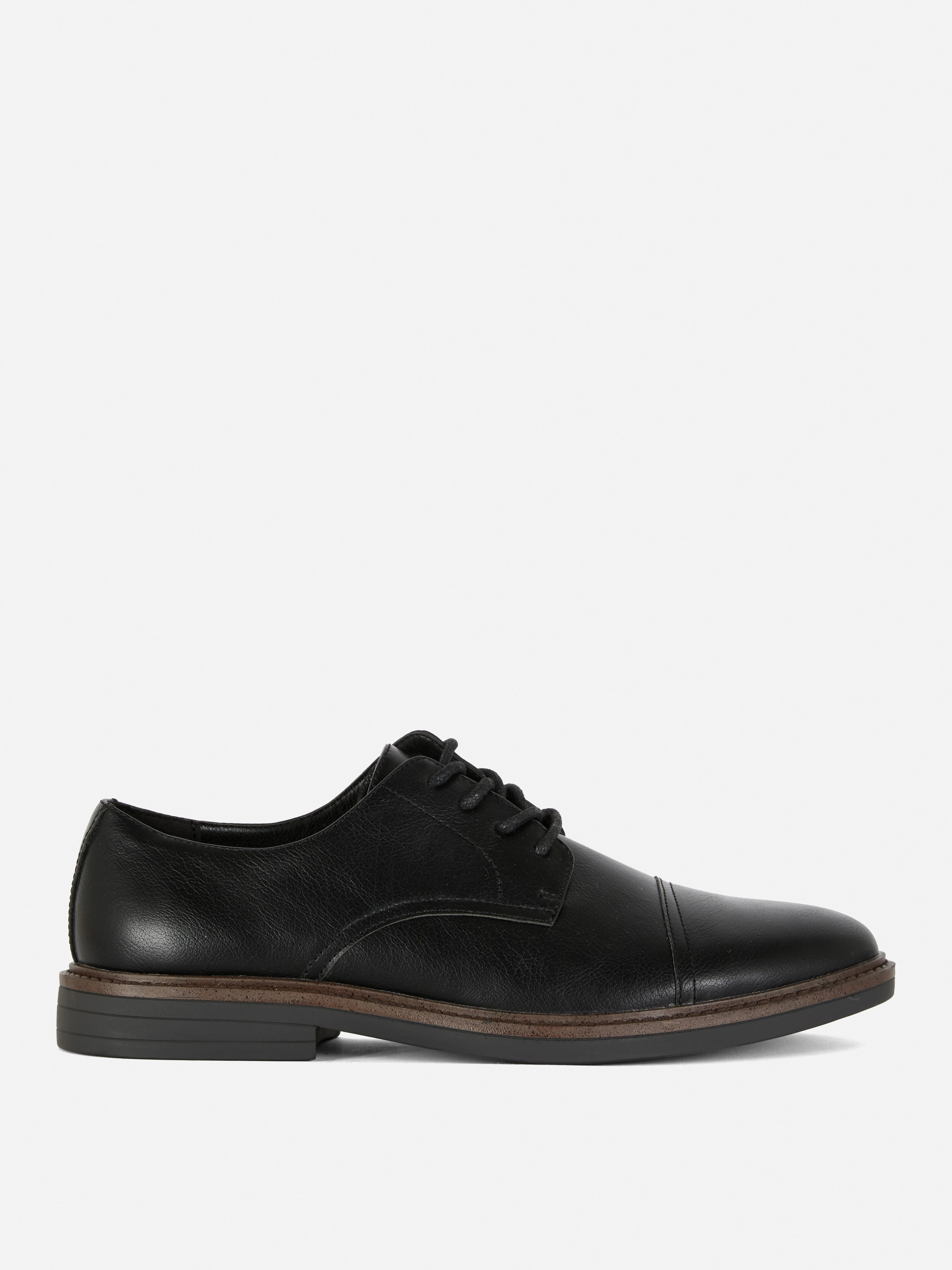 Scarpe derby stringate