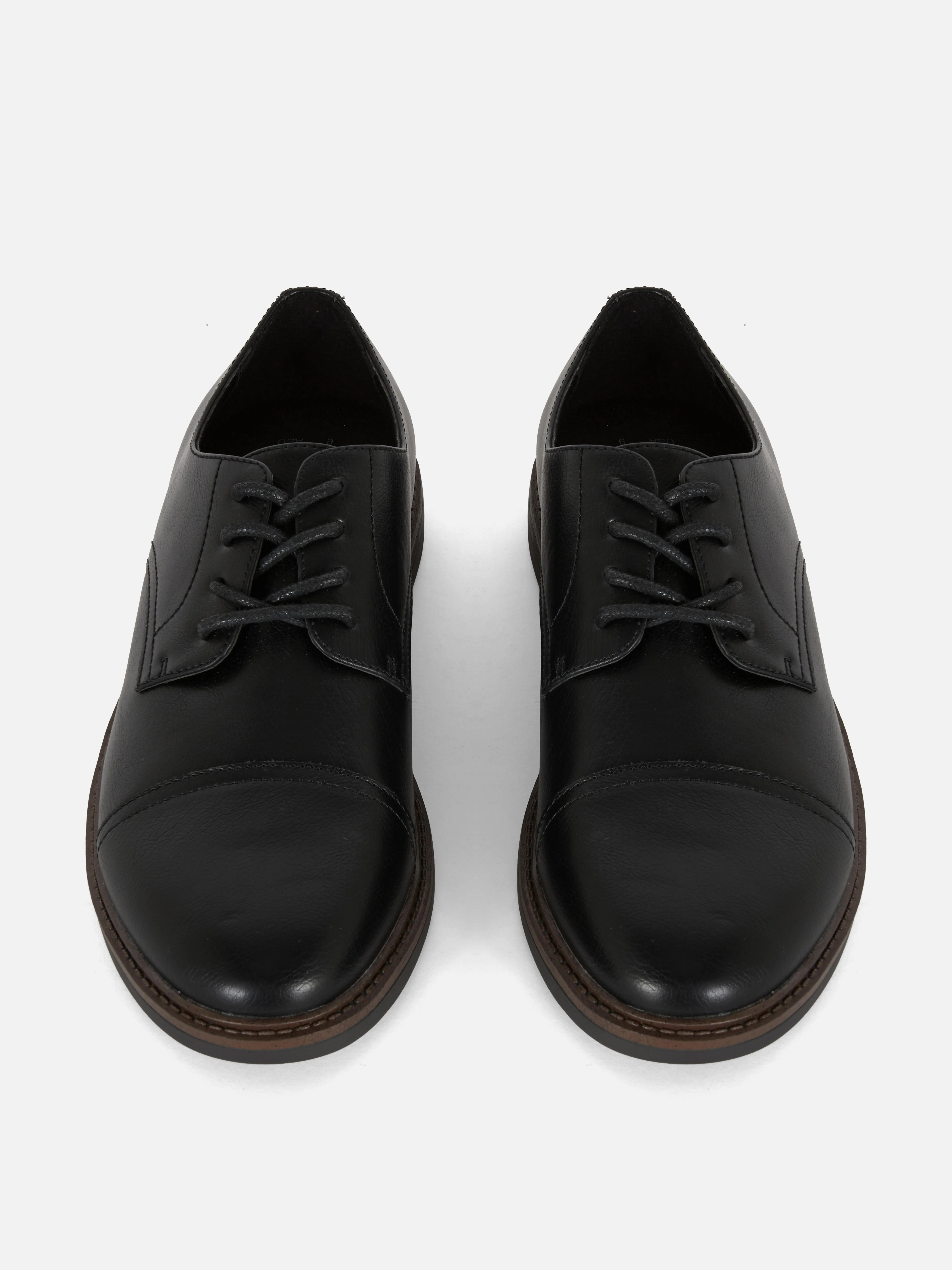 Scarpe derby stringate