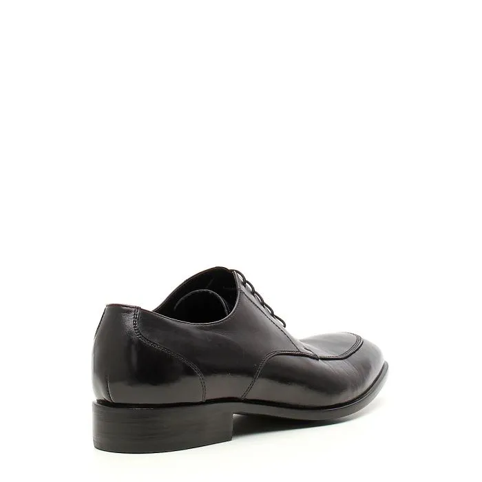 STRINGATE IN PELLE