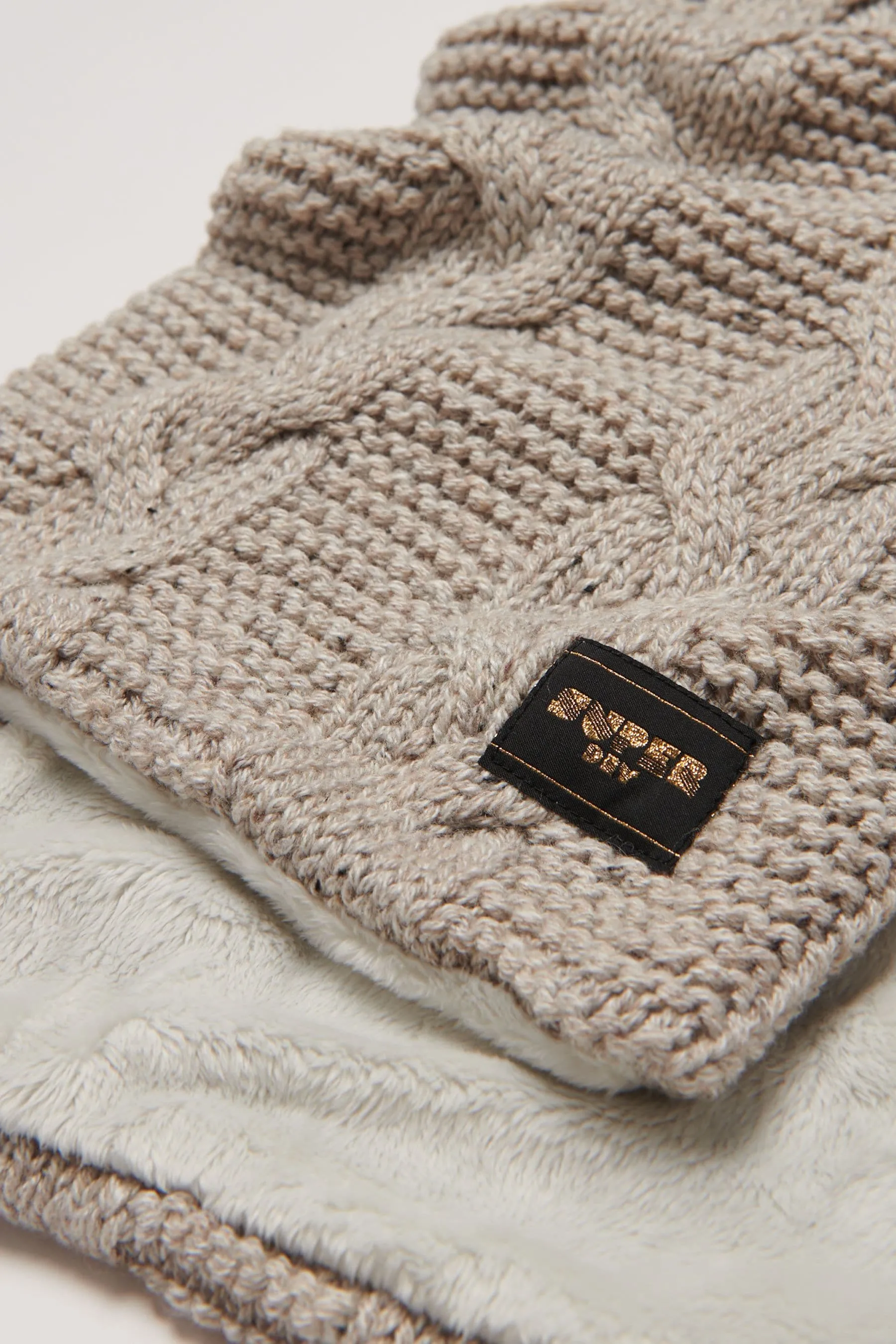 Superdry - Sciarpa in maglia a trecce