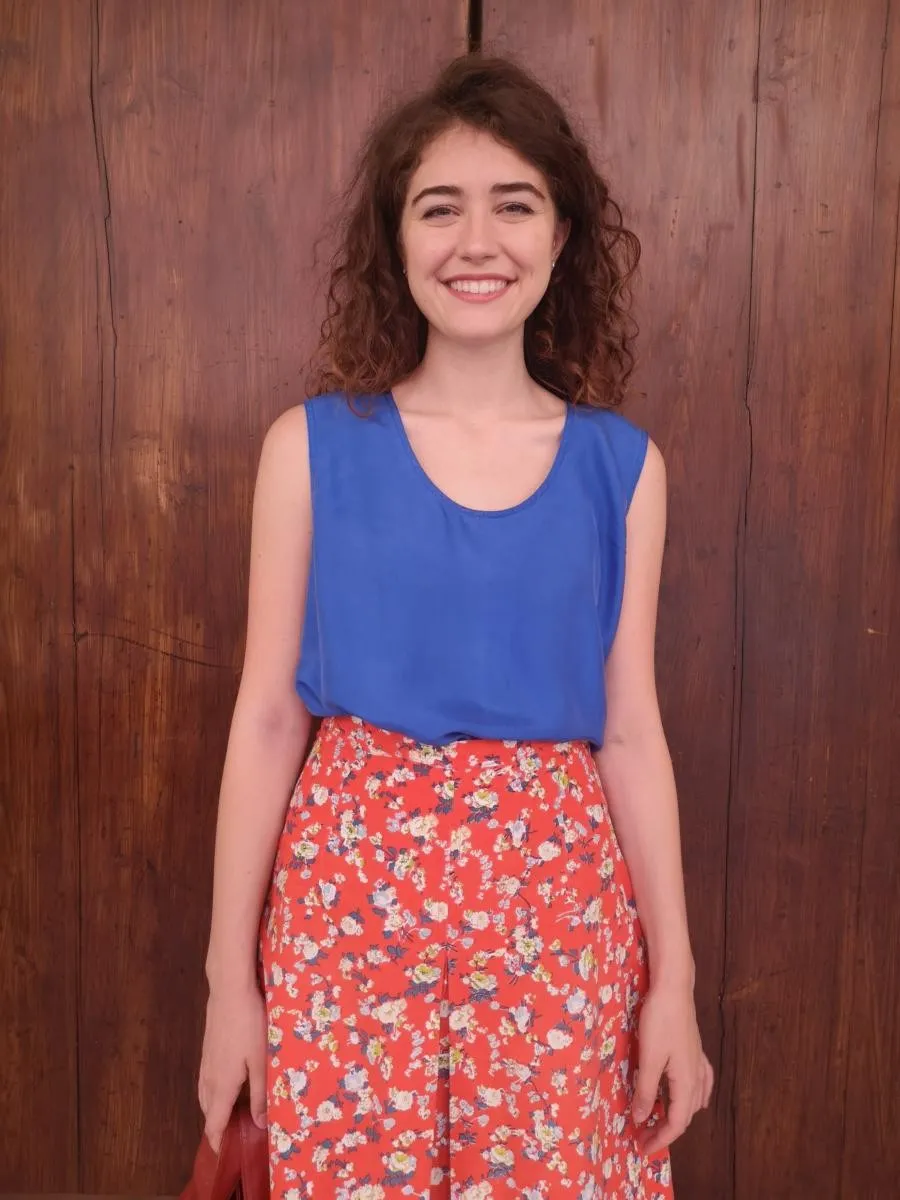 Top basic in seta blu elettrico