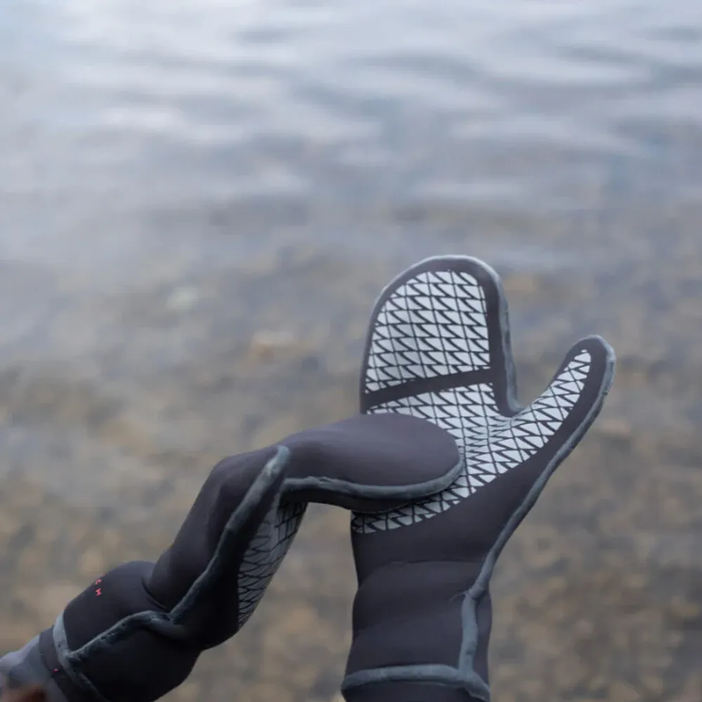 Zone 3 Thermo Tech Warmth Swim Mitts - SS24